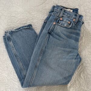 Viral Universal Thread Mid Rise Boyfriend Jean - Size 2